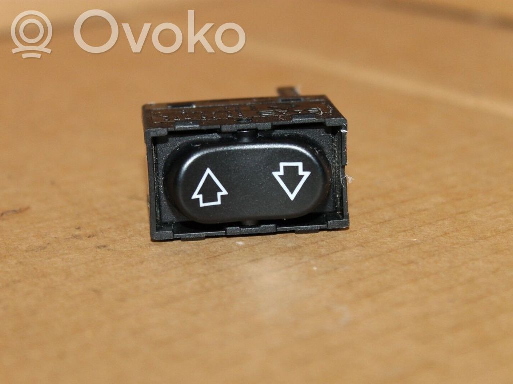 Saab 9000 CS Electric window control switch 