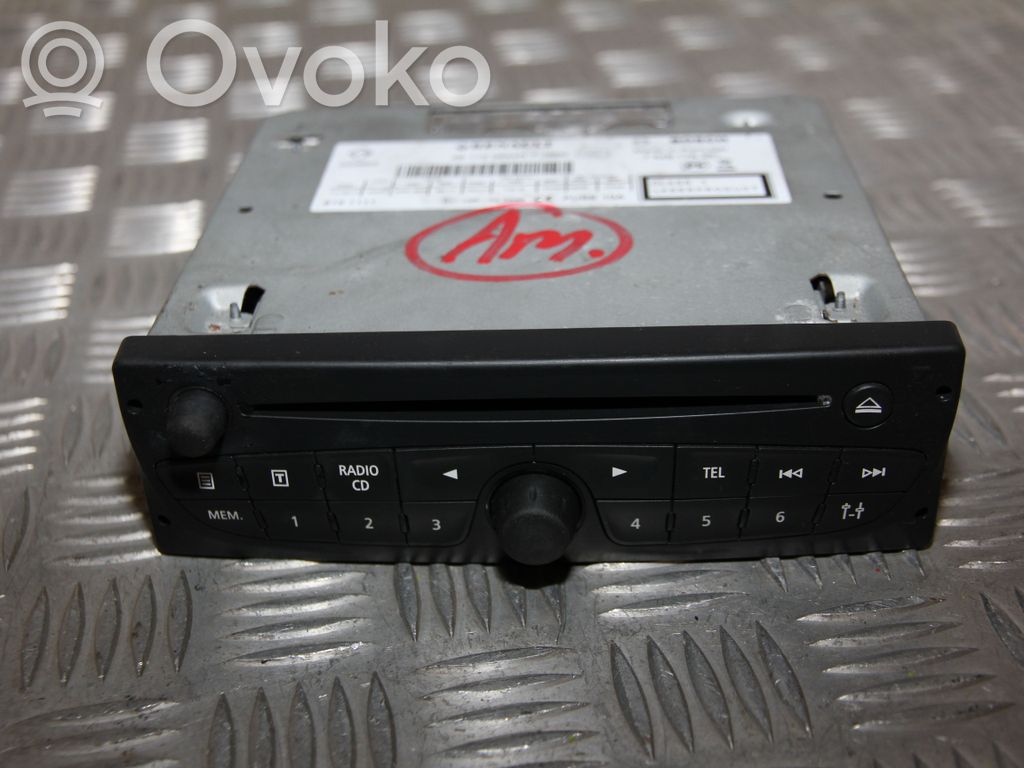 Renault Master III Unidad delantera de radio/CD/DVD/GPS 
