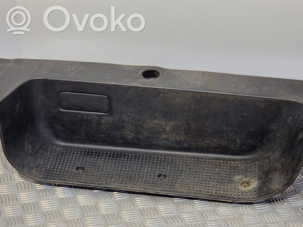 Renault Trafic II (X83) Copertura del rivestimento del sottoporta anteriore 
