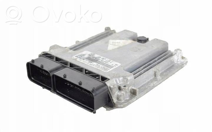 Volkswagen PASSAT B6 Engine control unit/module 