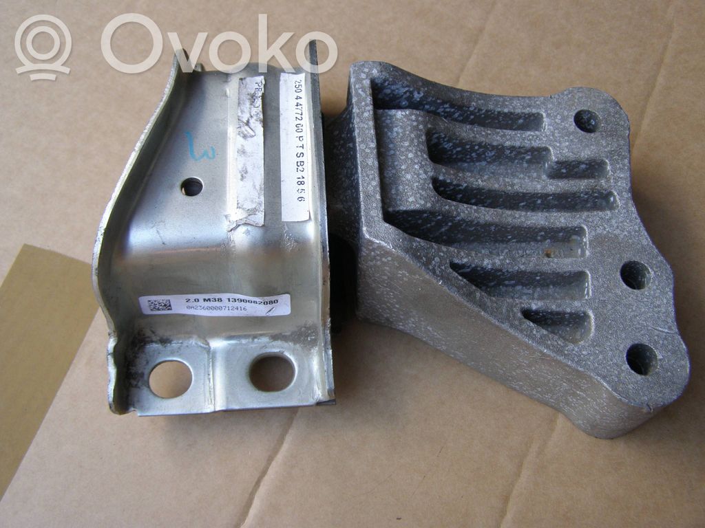 Fiat Ducato Engine mount bracket 