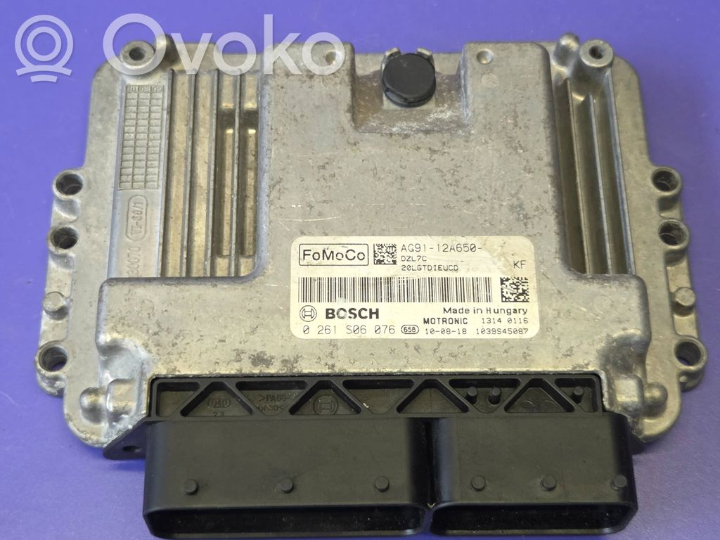 Ford Mondeo MK IV Engine control unit/module 