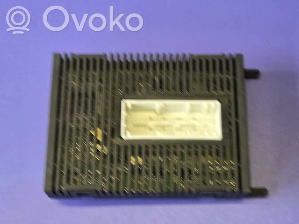 BMW X3 E83 Light module LCM 