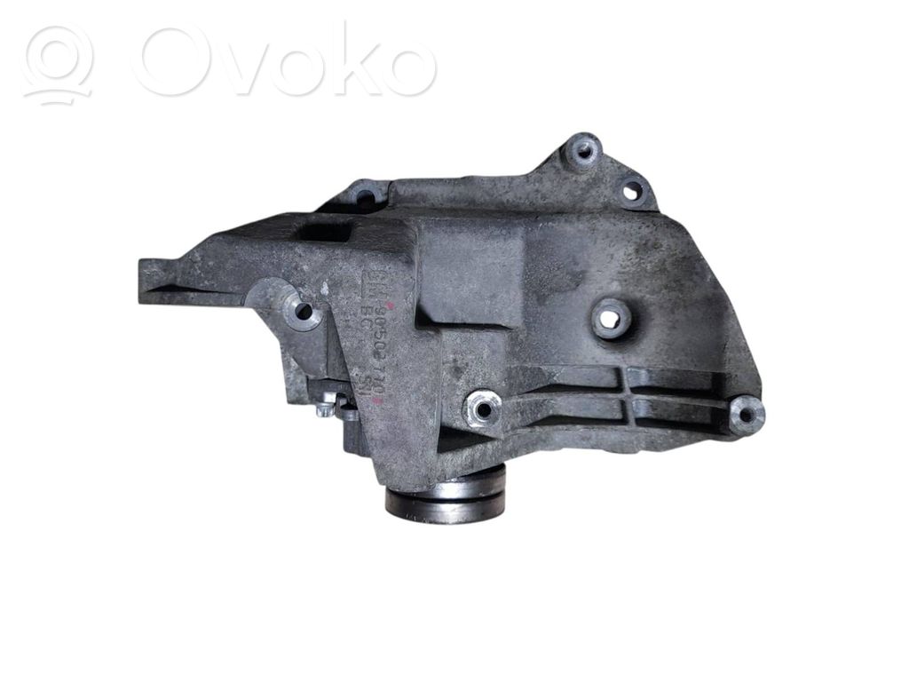 Engine mounting bracket   90502770