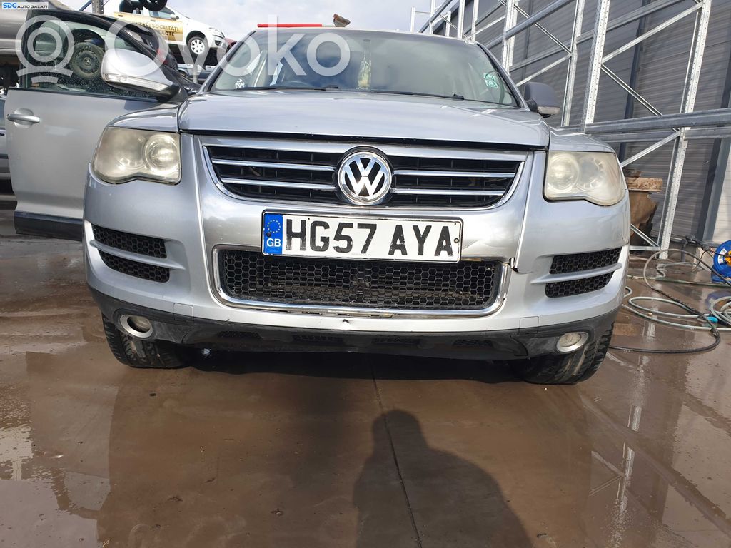 Volkswagen Touareg I Paraurti anteriore 
