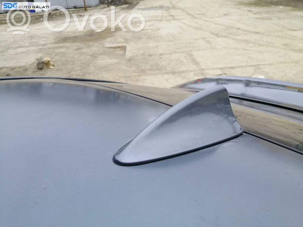 Radio antenna