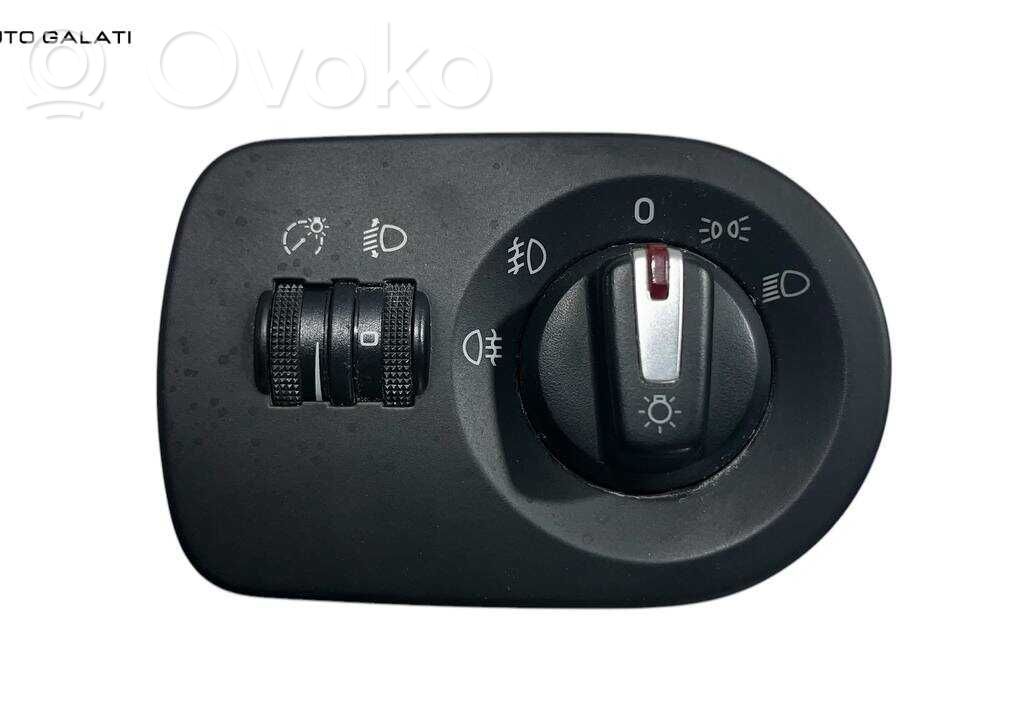 Seat Leon (1P) Interruptor de luz 