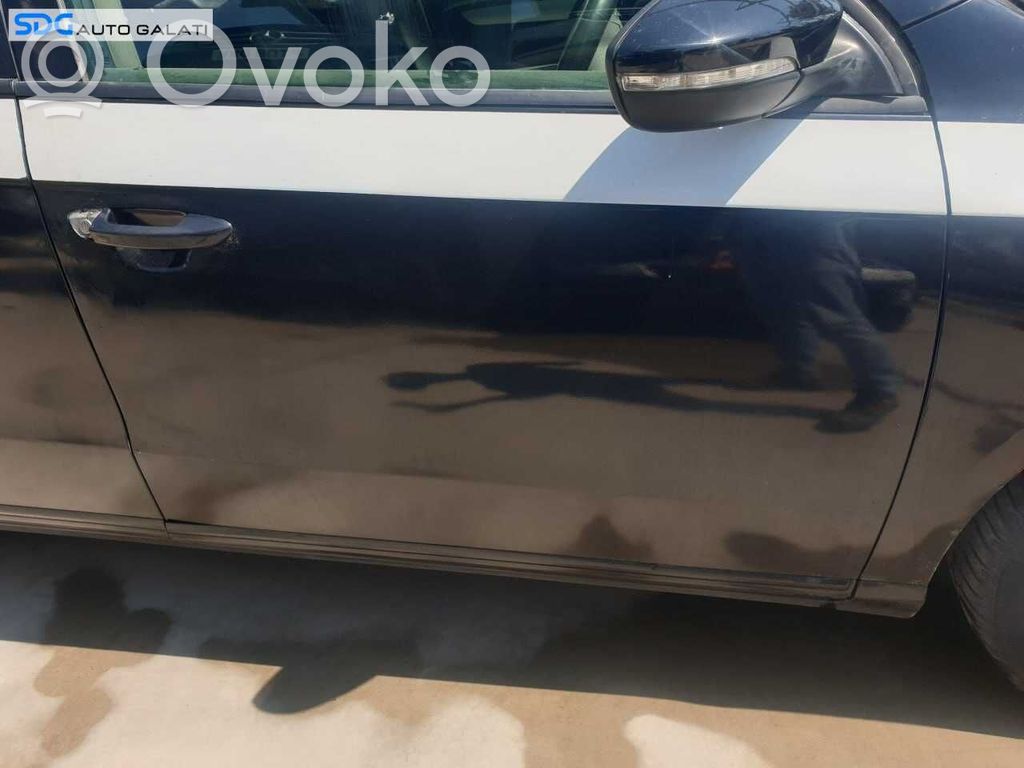 Volkswagen PASSAT B7 Porte avant