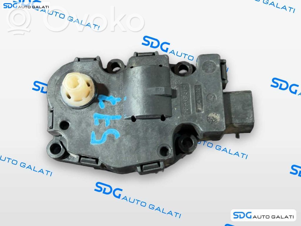 Mercedes-Benz E W212 Motor/activador trampilla del aire acondicionado (A/C) 