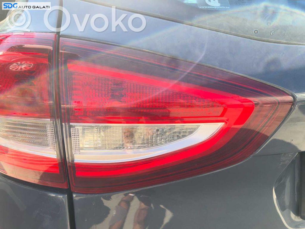 Ford Grand C-MAX Luces portón trasero/de freno