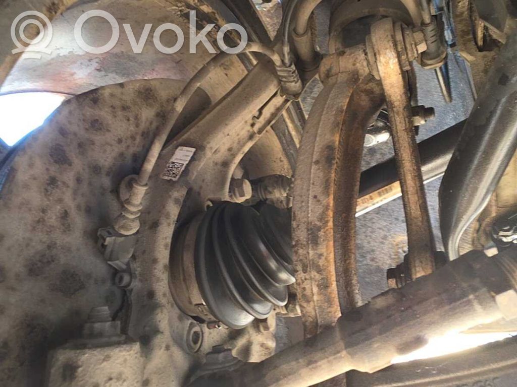Audi A4 S4 B8 8K Achsschenkel vorne 
