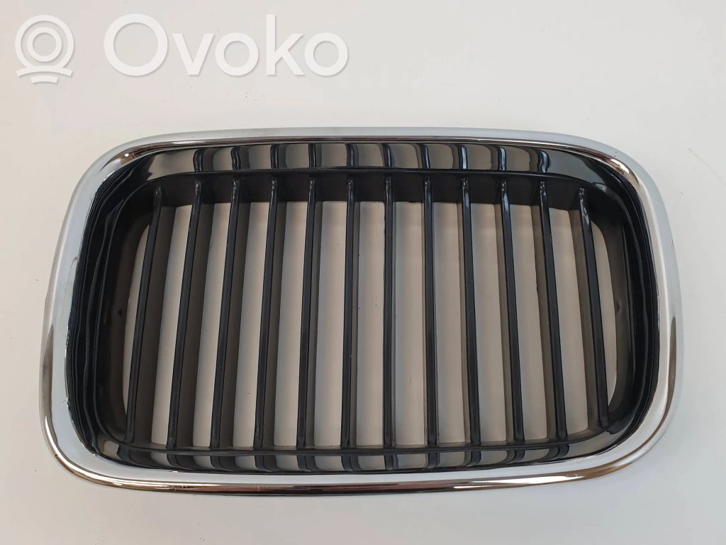BMW 3 E36 Front grill 