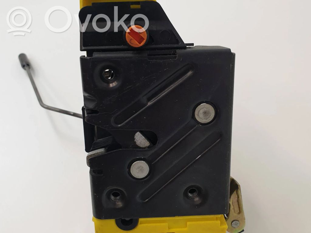 Volvo V70 Cerradura de puerta trasera 