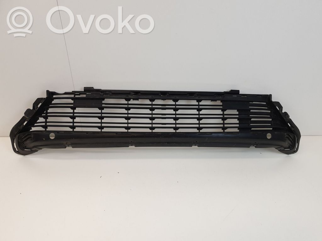 Opel Combo E Front bumper lower grill 