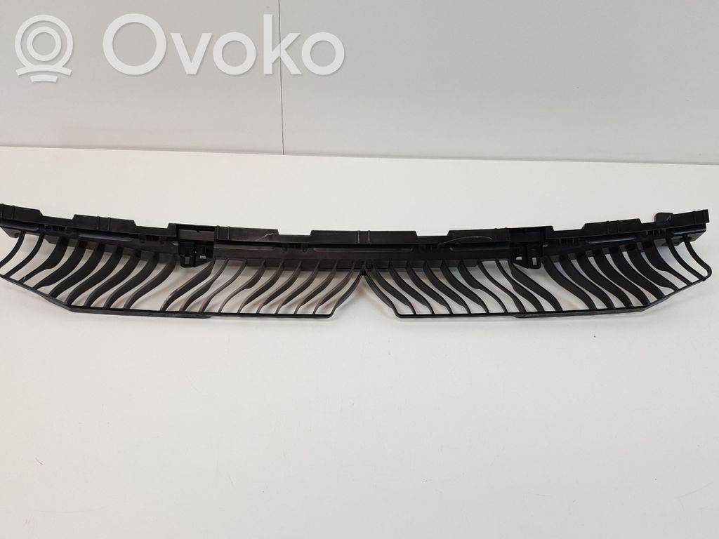 Volkswagen Polo VI Poprzeczka zderzaka przedniego 