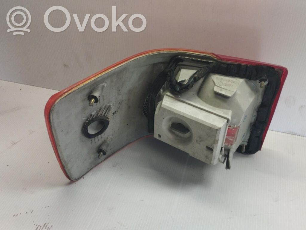 Audi 80 90 B3 Takaluukun takavalot 