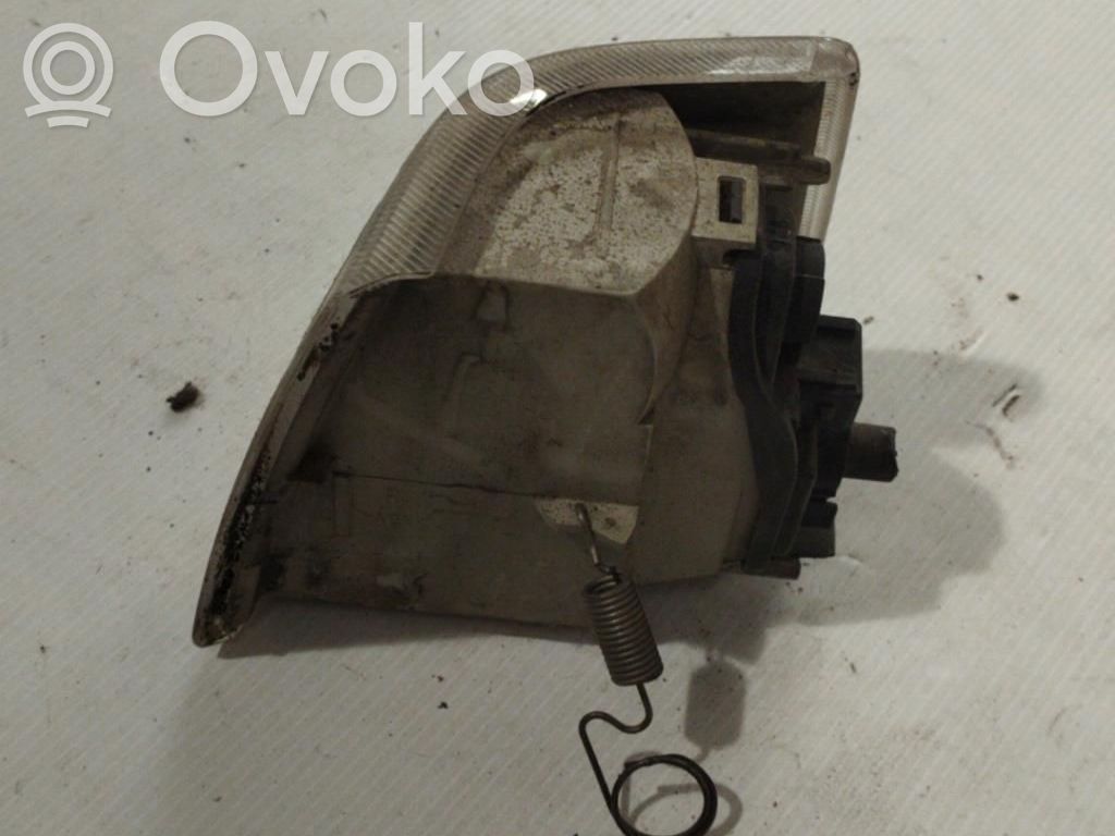Volvo 850 Front fender indicator light 