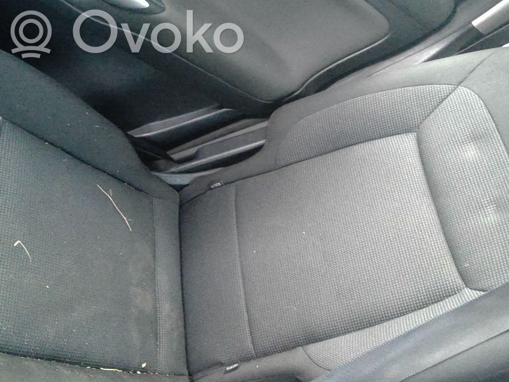 Ford S-MAX Takaistuin 