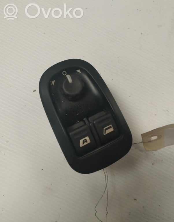 Electric window control switch   00006554WH