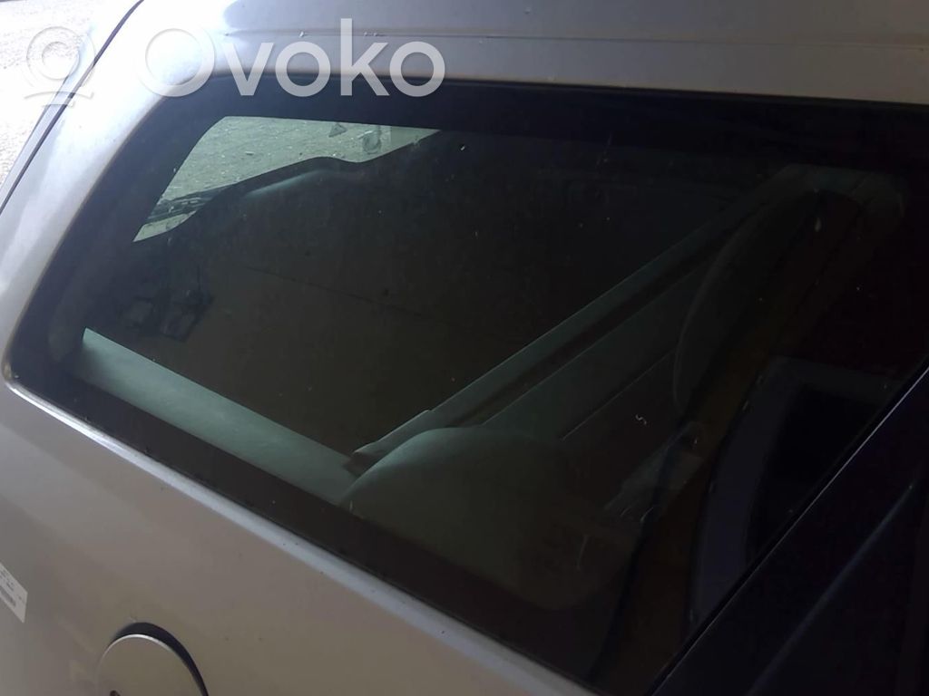 Ford Focus Geam lateral spate 