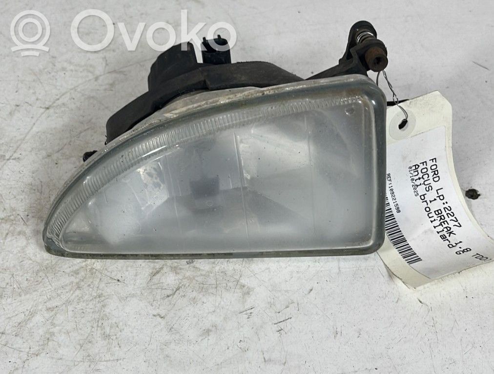 Ford Focus Miglas lukturis priekšā 