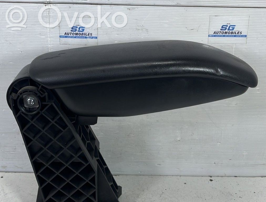 Citroen DS3 Armrest 