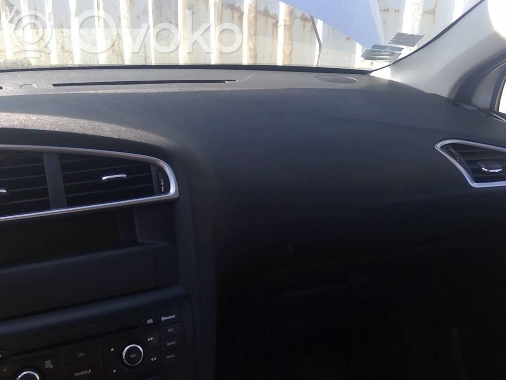 Citroen C4 II Panel de instrumentos 