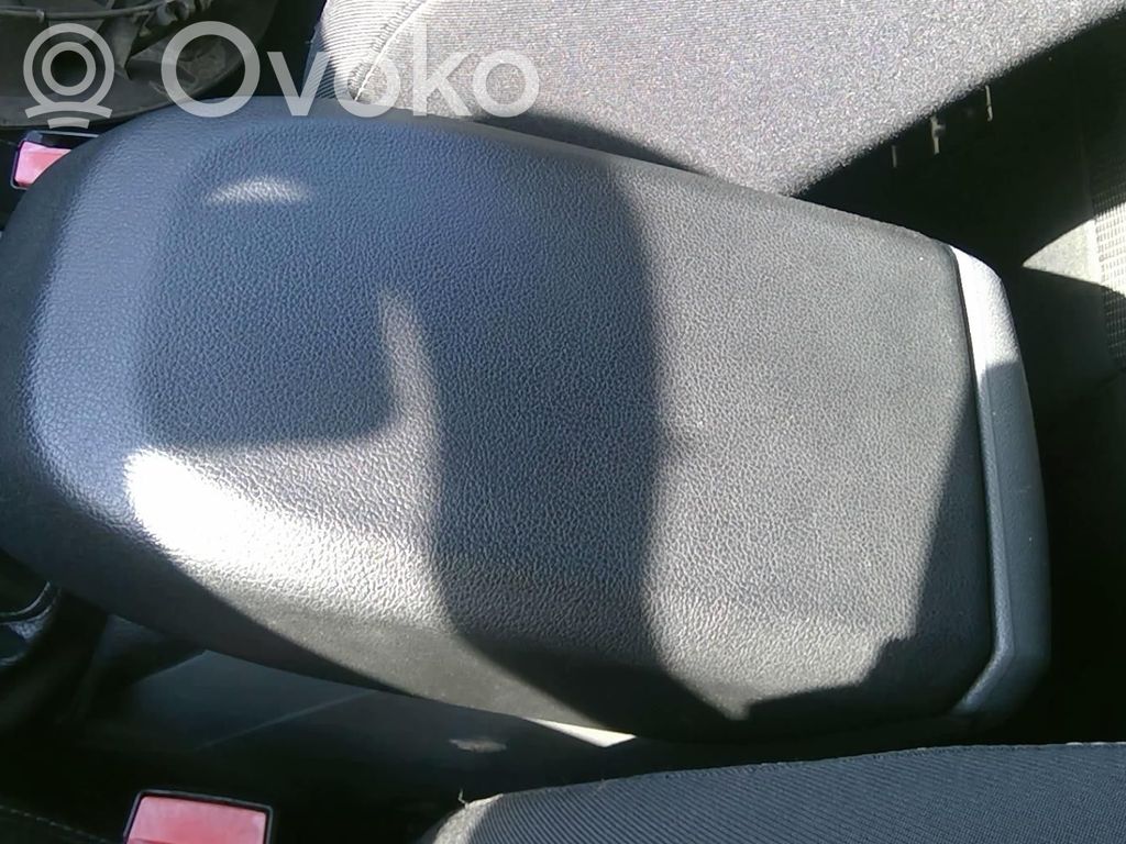 Armrest   1724357