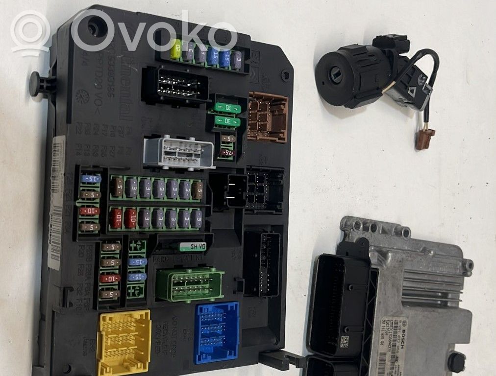 Peugeot 308 Engine ECU kit and lock set 