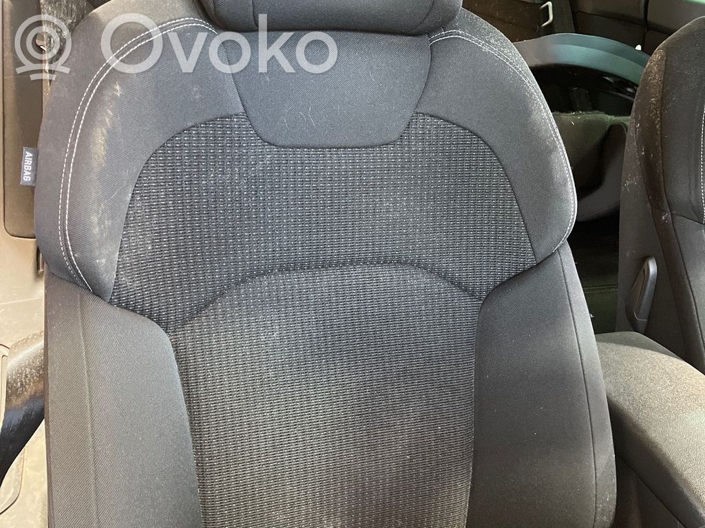 Citroen C5 Etumatkustajan istuin 