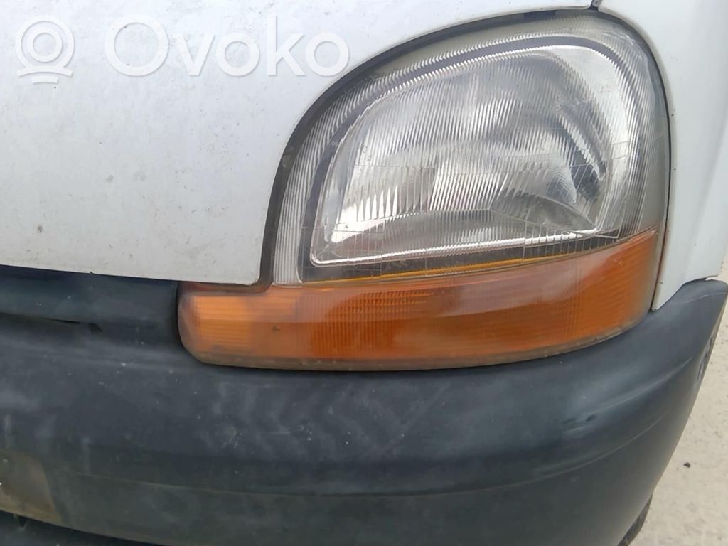 Renault Kangoo I Lampa przednia 