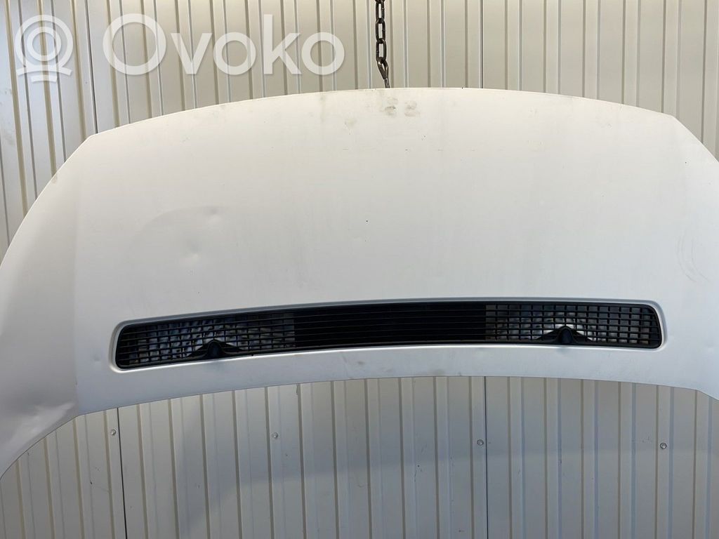 Engine bonnet/hood   1608371780