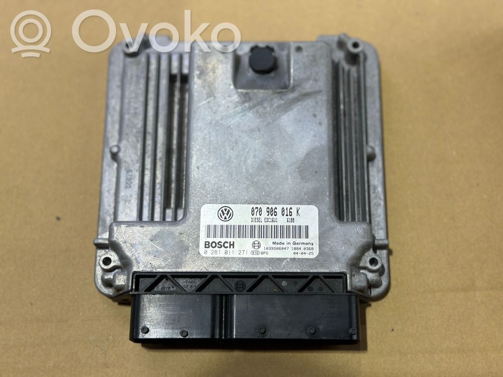 Volkswagen Transporter - Caravelle T5 Unitate/modul de control motor 