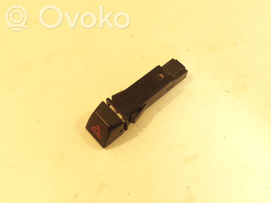 Volvo XC60 Hazard light switch 
