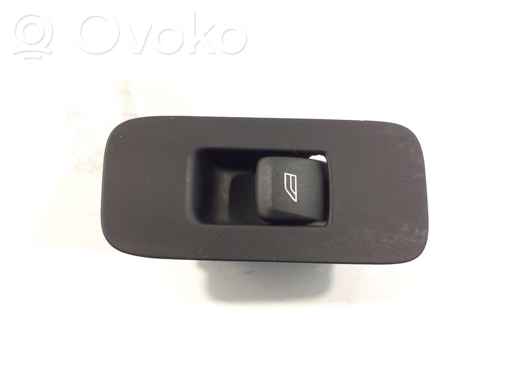 Volvo V40 Electric window control switch 