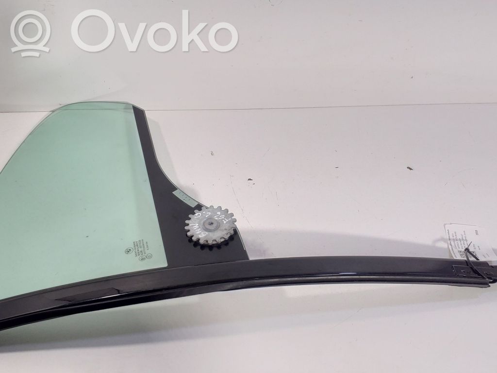BMW 6 F06 Gran coupe Rear vent window glass 