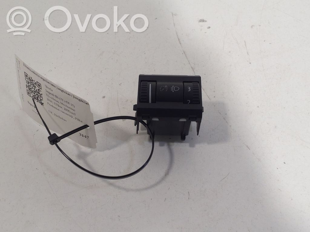 Skoda Superb B6 (3T) Headlight level height control switch 