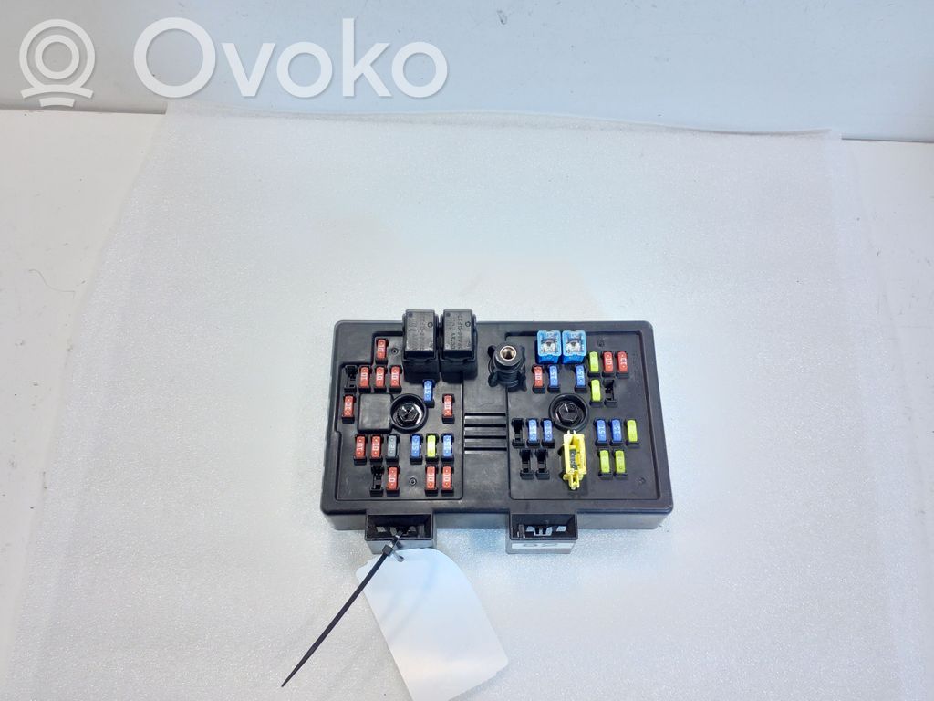 Chevrolet Captiva Fuse module 