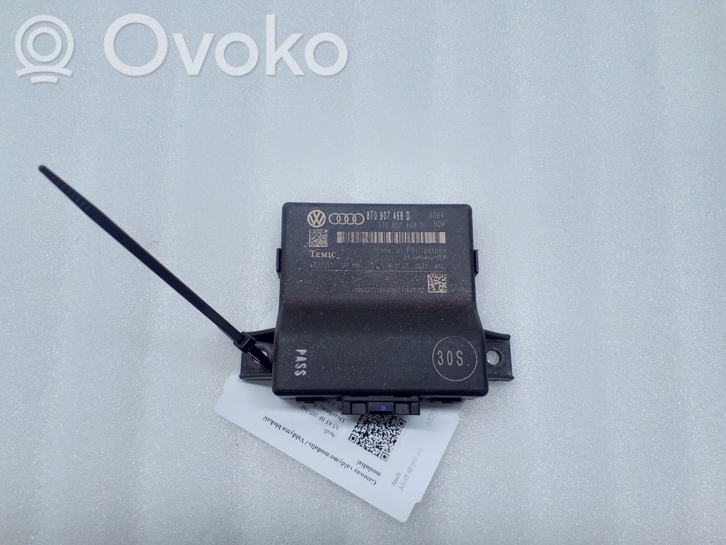 Audi A5 8T 8F Gateway control module 