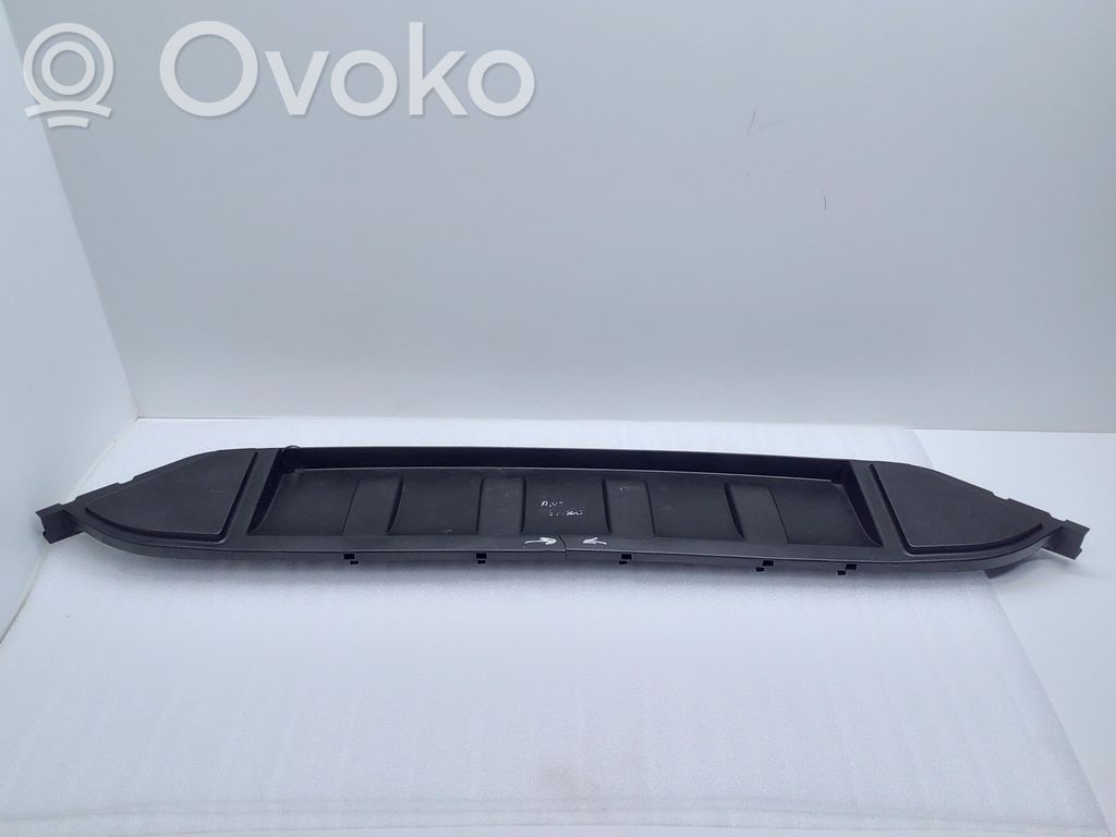 Audi Q7 4L Radiatoru paneļa augšējā daļa (televizors) 
