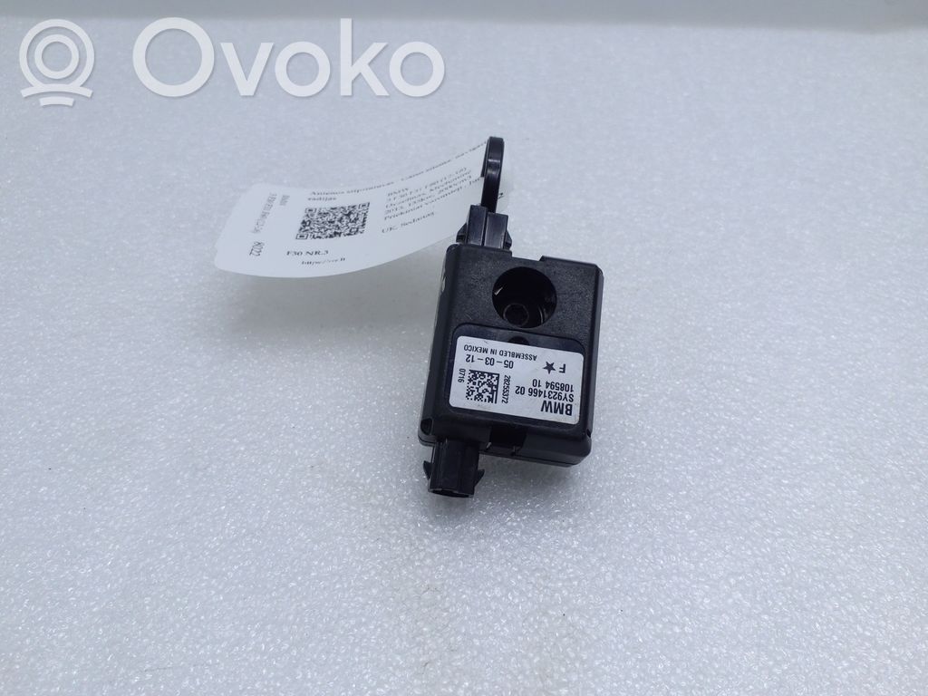 BMW 3 F30 F35 F31 Antenos stiprintuvas 