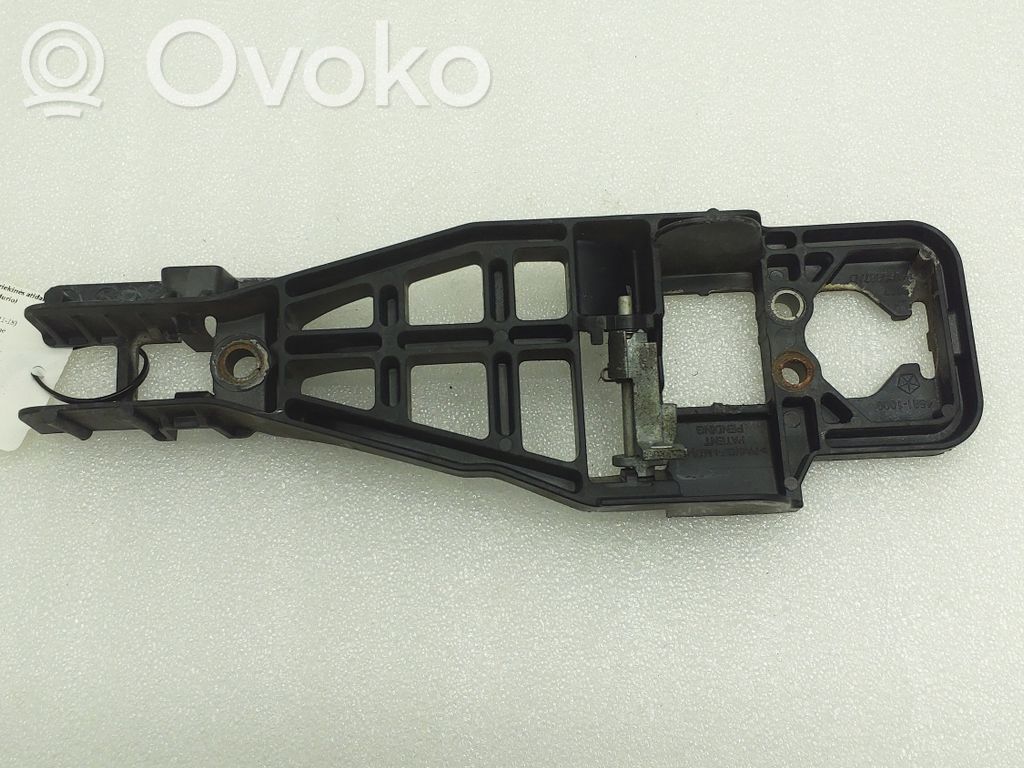 Jeep Grand Cherokee Laikiklis/ kronšteinas išorinės priekinės atidarymo rankenos 