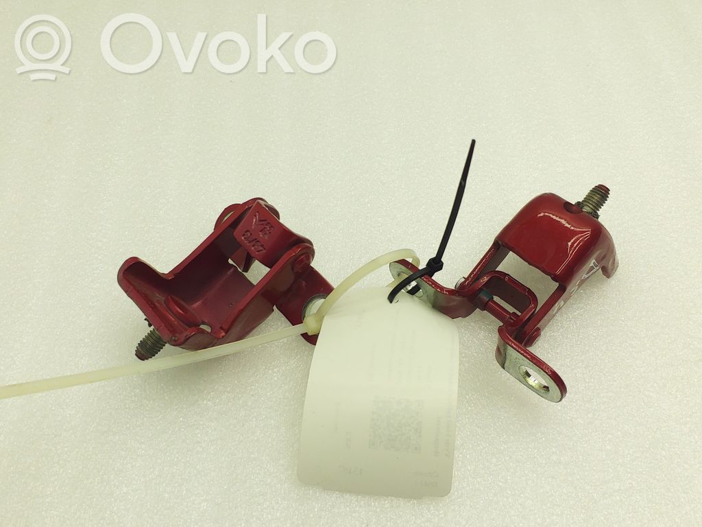 Tailgate/trunk/boot hinge   573420,573420841098,841098