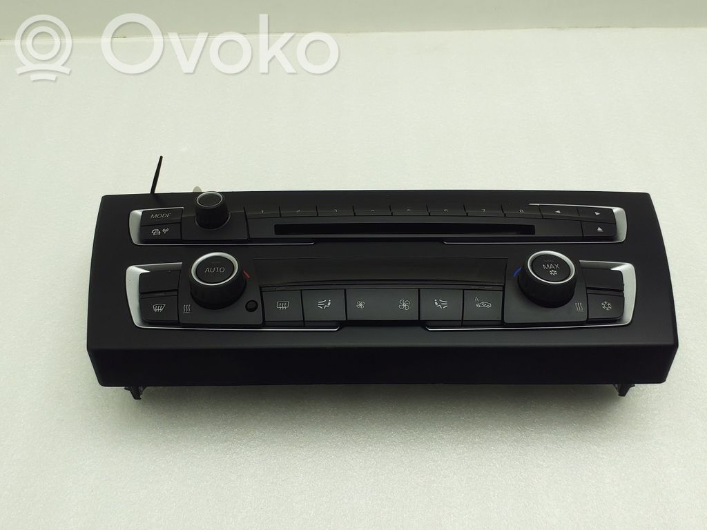 BMW 3 F30 F35 F31 Climate control unit 