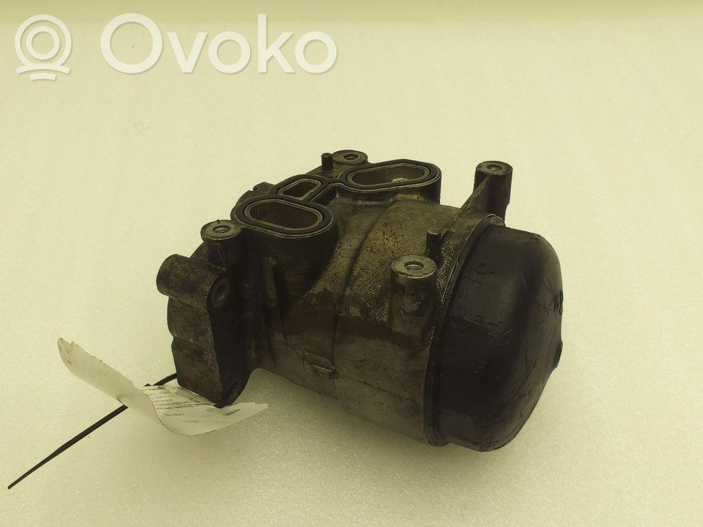 BMW 5 E39 Oil filter mounting bracket 