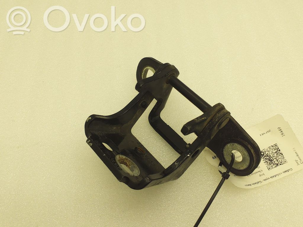 Jeep Cherokee III KJ Rear door upper hinge 