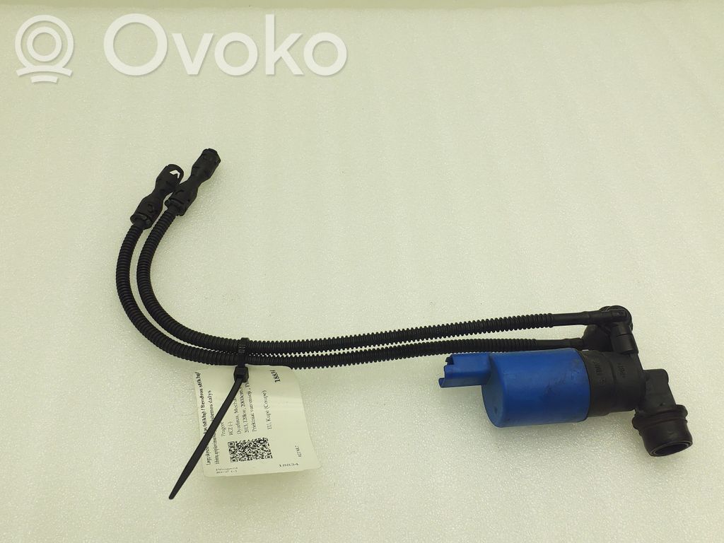 Peugeot RCZ Windscreen/windshield washer pump 