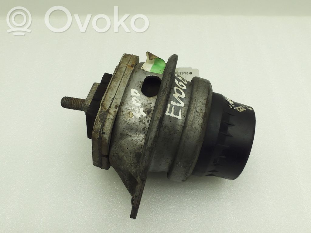 Land Rover Range Rover Sport L320 Engine mount bracket 