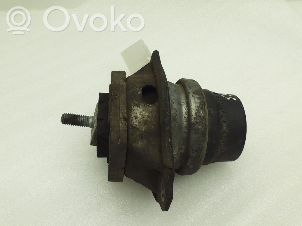 Land Rover Range Rover Sport L320 Engine mount bracket 