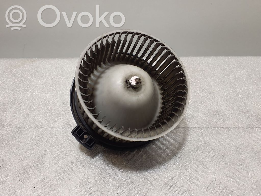 Toyota Avensis T220 Heater fan/blower 